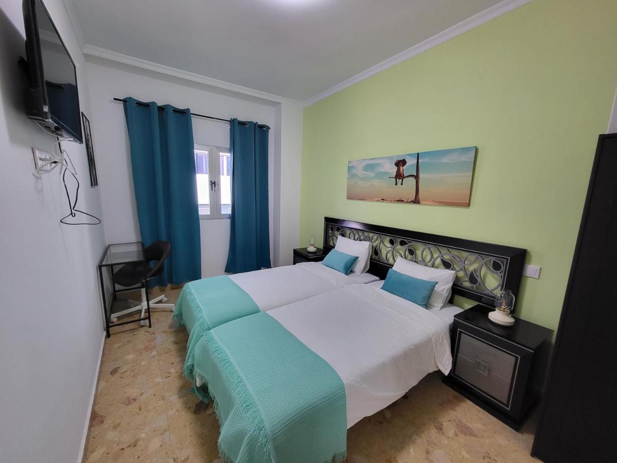 Resort Suites Vecindario ベシンダーリオ エクステリア 写真