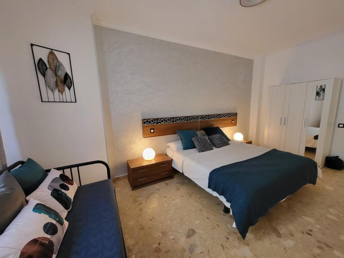 Resort Suites Vecindario ベシンダーリオ エクステリア 写真